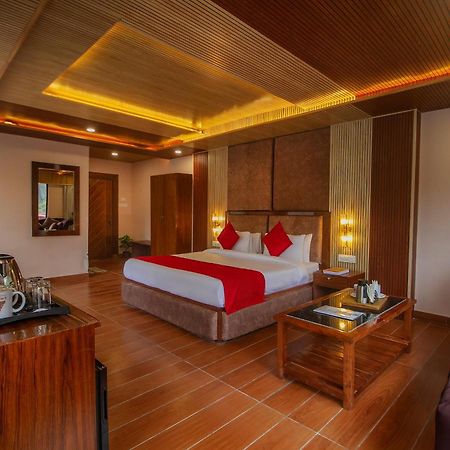 Amritara The Avadh Hotel บาดรีนาถ ภายนอก รูปภาพ