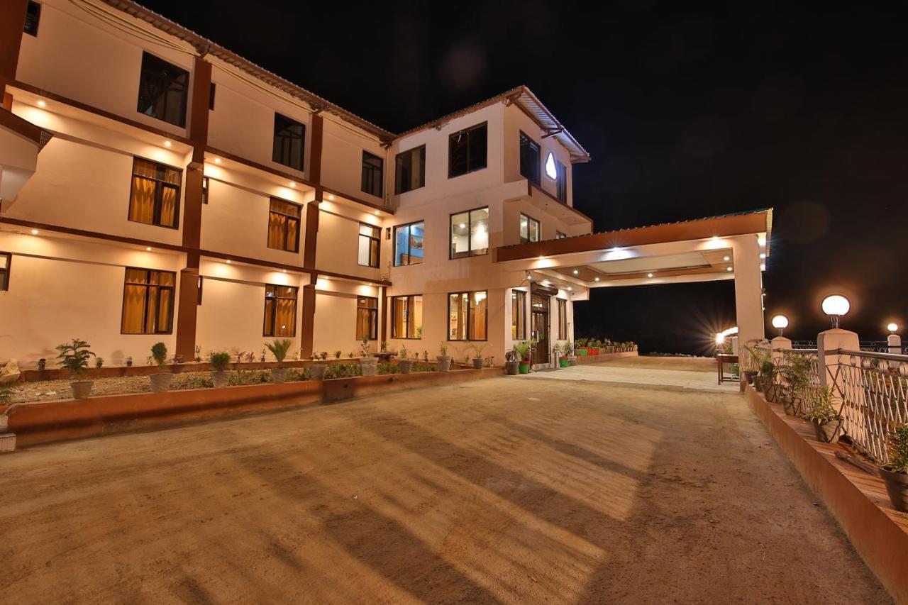 Amritara The Avadh Hotel บาดรีนาถ ภายนอก รูปภาพ