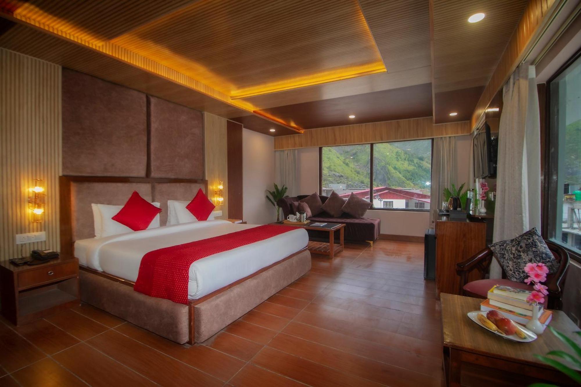 Amritara The Avadh Hotel บาดรีนาถ ภายนอก รูปภาพ