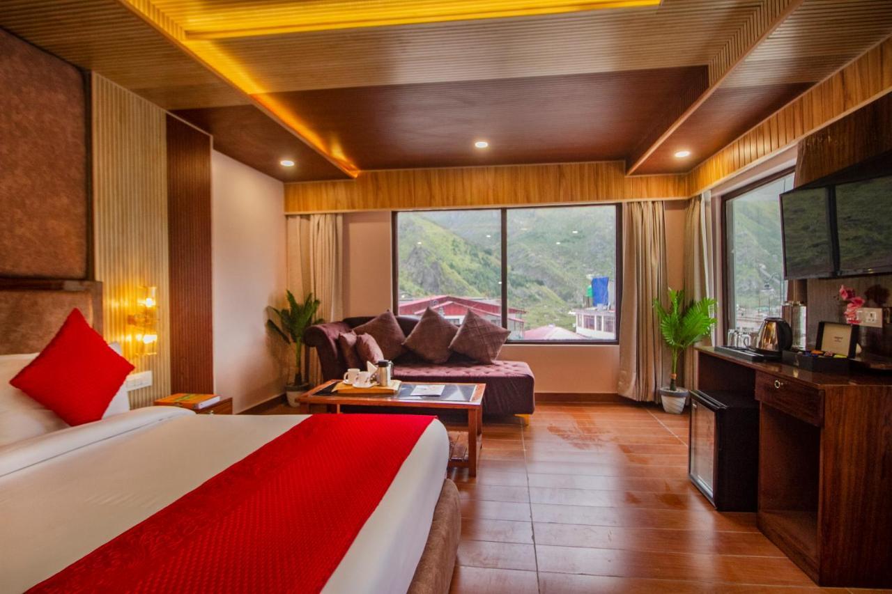 Amritara The Avadh Hotel บาดรีนาถ ภายนอก รูปภาพ