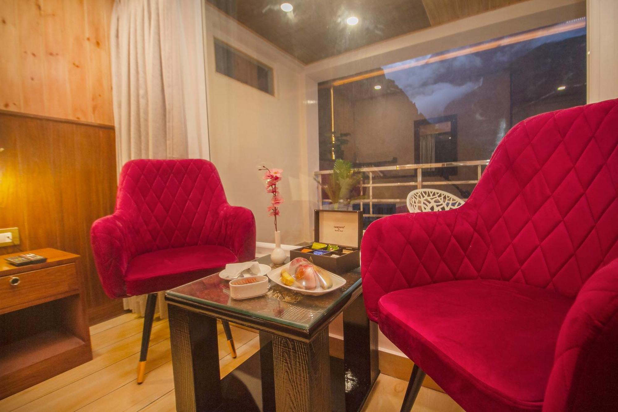 Amritara The Avadh Hotel บาดรีนาถ ภายนอก รูปภาพ