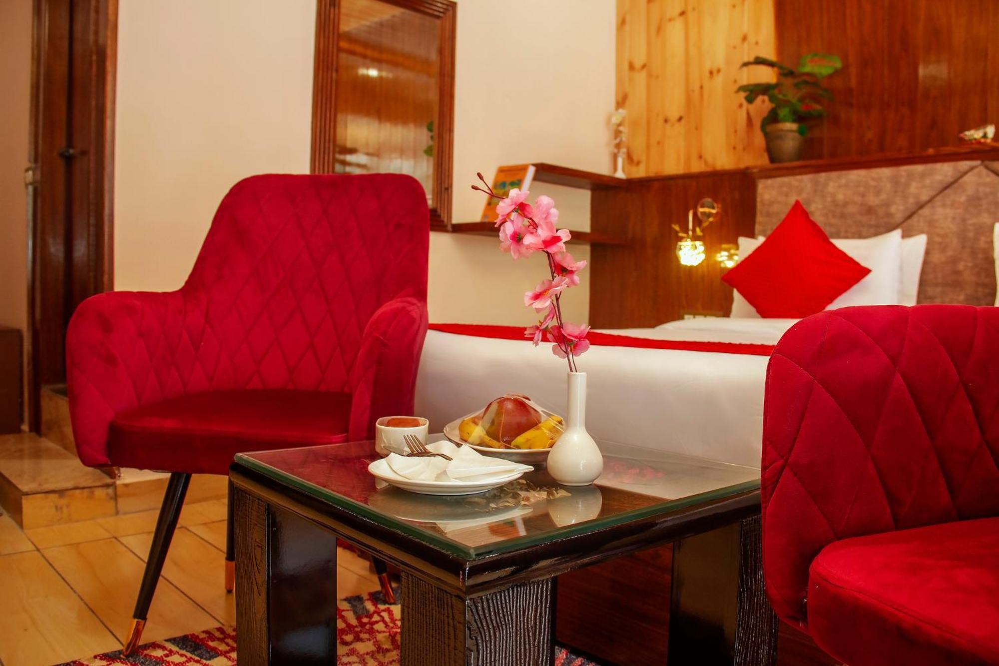 Amritara The Avadh Hotel บาดรีนาถ ภายนอก รูปภาพ