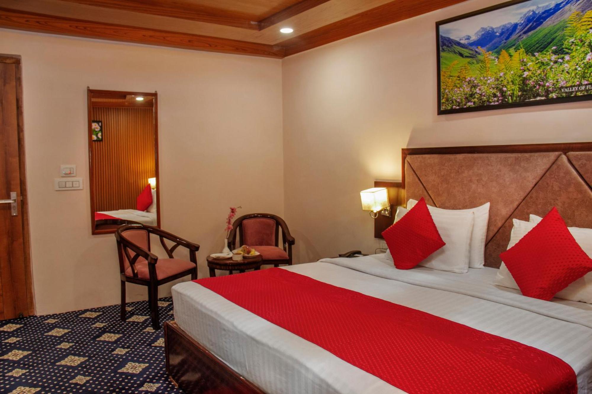 Amritara The Avadh Hotel บาดรีนาถ ภายนอก รูปภาพ