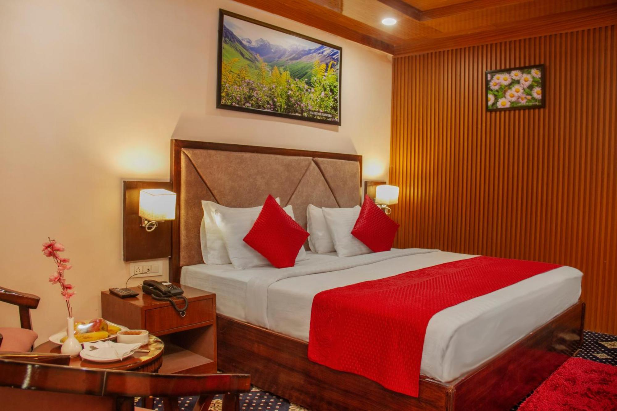 Amritara The Avadh Hotel บาดรีนาถ ภายนอก รูปภาพ