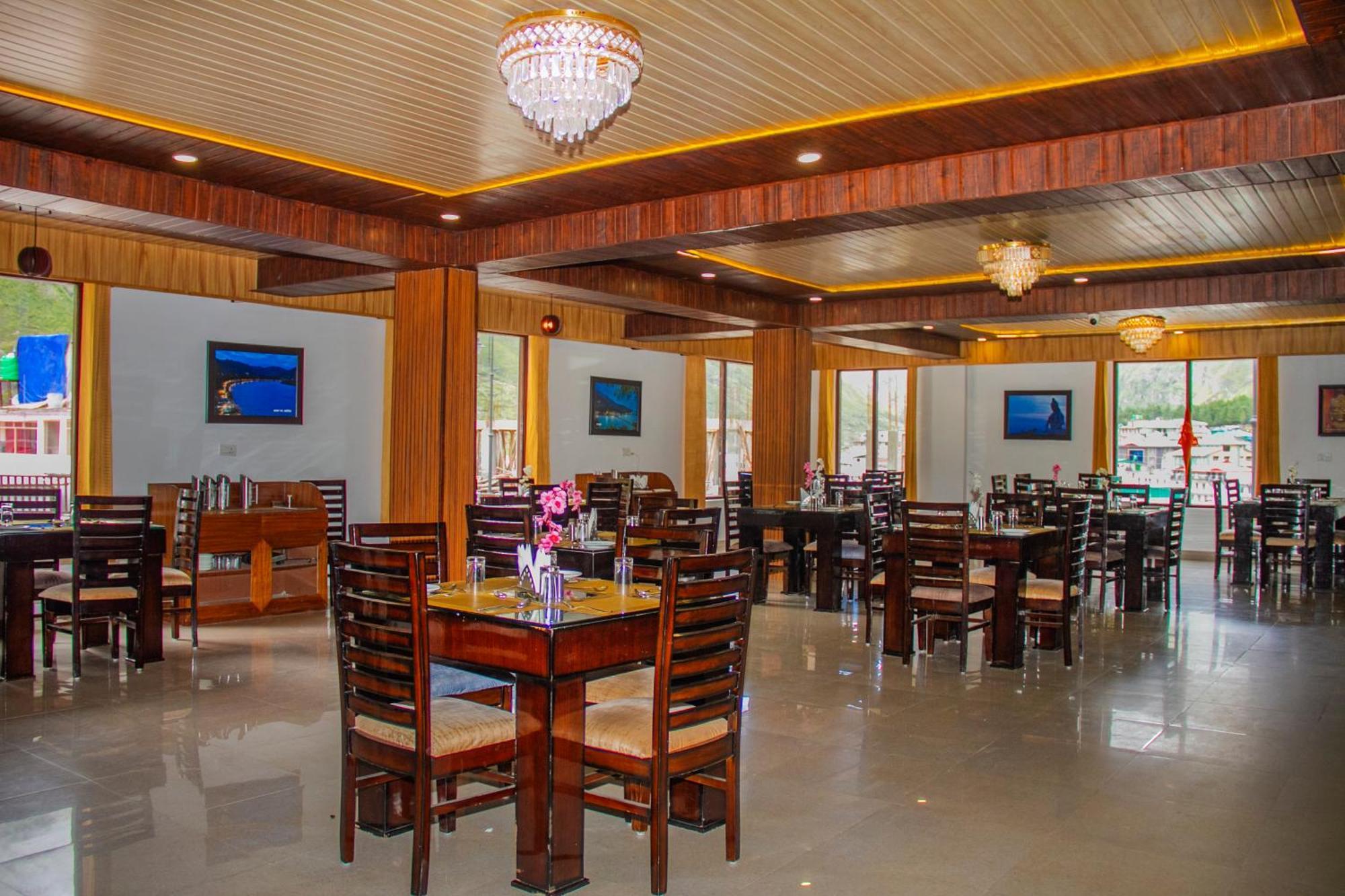 Amritara The Avadh Hotel บาดรีนาถ ภายนอก รูปภาพ
