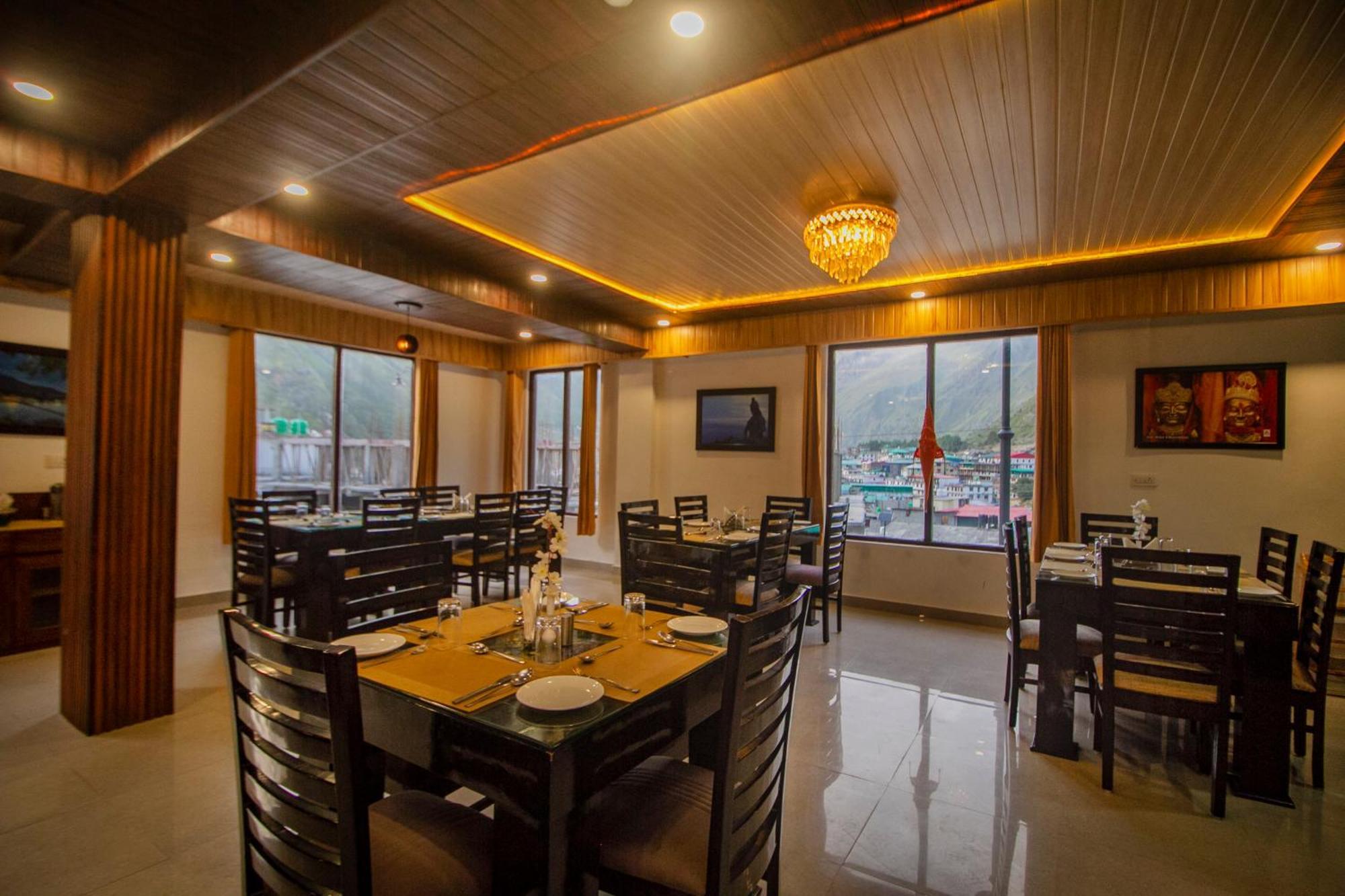 Amritara The Avadh Hotel บาดรีนาถ ภายนอก รูปภาพ